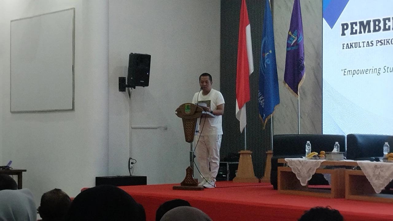 Bupati Karawang, H. Aep Syaepuloh, S.E., menghadiri acara Pembekalan Kerja Praktik Fakultas Psikologi Universitas Buana Perjuangan (UBP) Karawang untuk Tahun Akademik 2024/2025