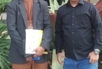 Advokat Tamrin, SH., MH, bersama suami korban penyekapan 