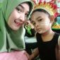 Ketua Komite Sekolah PAUD Miftahul Huda Nurul Hikmah Khalida Zia Annurul Haque sebelah kiri dari Poto (dokumen istimewa)