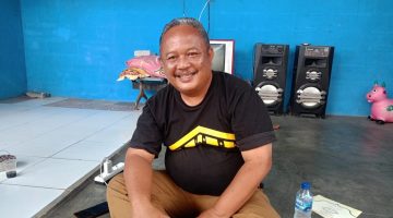 Kepala Desa Kutajaya, Deni Lusmana