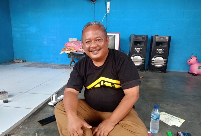 Kepala Desa Kutajaya, Deni Lusmana