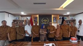 Keterangan Poto: Pengurus Asosiasi Media Konvergensi Indonesia (AMKI) Pusat saat audiensi dengan Sekretaris Jenderal (Sekjen) MPR RI, Siti Fauziah, di Gedung MPR/DPR RI, Senayan Jakarta