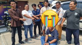 Bedo berhasil ditangkap oleh pemilik mobil bersama tim LBH Lintas Karawang di wilayah Desa Surawangi