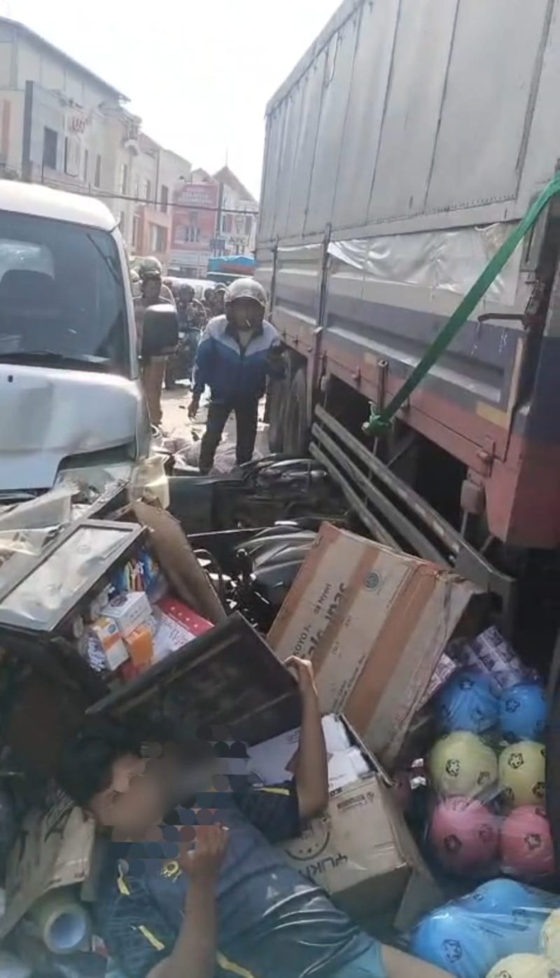 Gambar diambil dari screenshot video amatir 