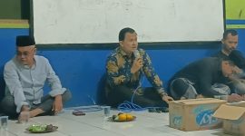 Keterangan Poto: warga kelurahan plawad saat rapat pembentukan tim 9 pemilihan rukun warga baru