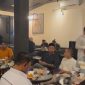 Keterangan Poto: 18 Aliansi Ormas dan LSM buka bersama di cafe Dewa Sena jalin silaturahmi