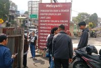 Keterangan Poto: wisatawan asal Karawang dan Depok memadati wisata puncak Bogor (doc istimewa)