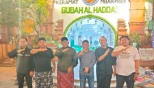 Tim Lintas Corporate Indonesia saat berziarah ke makam Mbah Priok (doc istimewa)