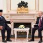 Keterangan Poto: Presiden Indonesia Prabowo Subianto berkunjung ke Rusia membahas bilateral dengan Presiden Federasi Rusia Vladimir Putin di Istana Kremlin Rusia