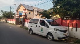 Poto: Kendaraan Operasional milik Desa Rangdumulya Mangkrak di depan Kantor Desa