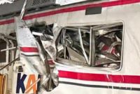 Keterangan Poto: kereta api jarak jauh Argo Bromo Anggrek tabrak KRL di Stasiun Bekasi Timur