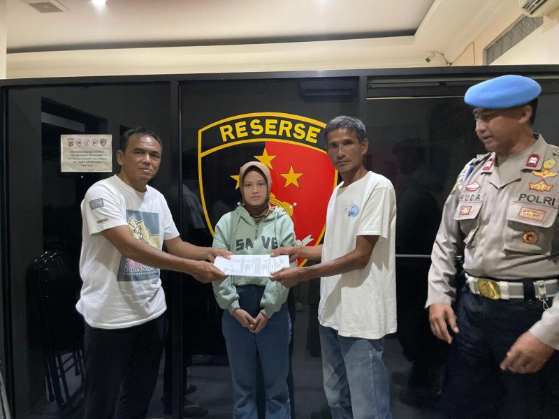 Foto: Vina asal Subang yang dilaporkan hilang ditemukan oleh warga dan jajaran polres karawang