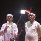 Keterangan Foto: Aep Syaepuloh dan Dedi Mulyadi kompak diacara kirab budaya binokasih