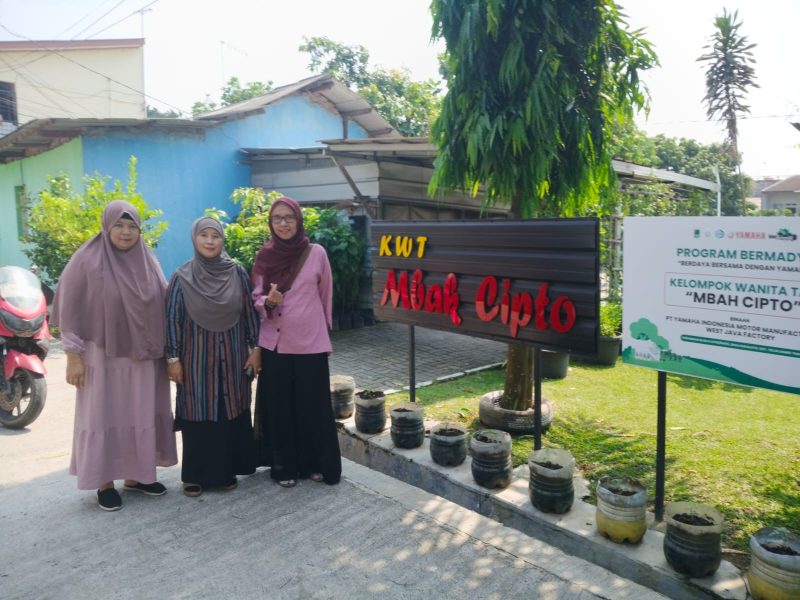 Keterangan Foto: Kelompok Wanita Tani (KWT) Mbah Cipto di Perumahan Bumi Telukjambe