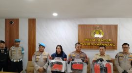 Keterangan Foto: Jajaran Polres Karawang konferensi pers terkait pembunuhan pelajar di daerah batujaya