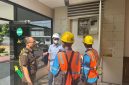 Keterangan Foto: Kejaksaan Negeri (Kejari) Karawang tengah melaksanakan pembangunan kantor baru melalui renovasi total dari sumber anggaran APBN 2026