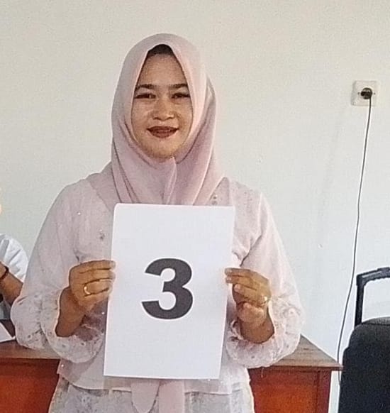 Leni Marlina, calon anggota Badan Permusyawaratan Desa (BPD)
