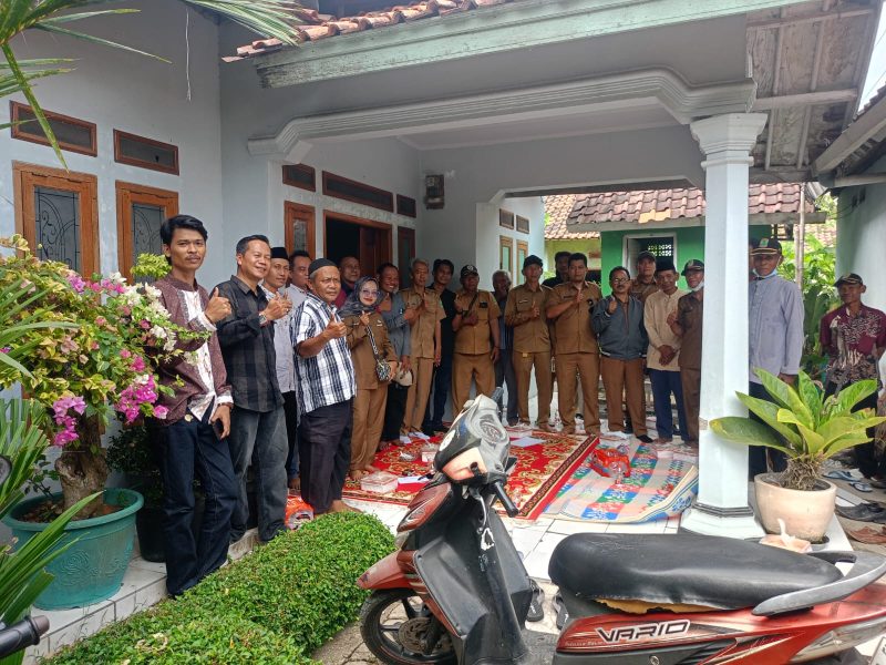 Foto bersama setelah acara