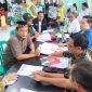 Keterangan photo: Bina Sandra Bakal Calon Kepala Desa Cikampek Timur 