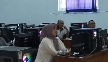 Fhoto momen gladi tes yang dilaksanakan di Universitas Subang (UNSUB).