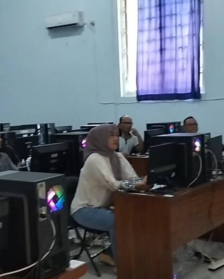 Fhoto momen gladi tes yang dilaksanakan di Universitas Subang (UNSUB).