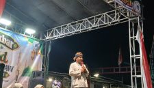 Keterangan Poto: Warga Perum Villa Karawangi menggelar peringatan Maulid Nabi Muhammad SAW