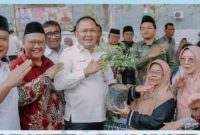 Gebyar PATEN Karawang Timur Semarak, Wabup Maslani Resmikan Posyandu Mawar 6 dan Apresiasi Atlet Berprestasi