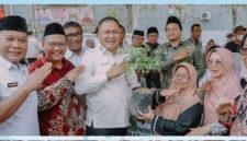 Gebyar PATEN Karawang Timur Semarak, Wabup Maslani Resmikan Posyandu Mawar 6 dan Apresiasi Atlet Berprestasi