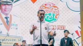 Dok.HUT Karawang ke-393 Ditutup Meriah, Ribuan Warga Padati Hareudang Fest dan Bergoyang Bersama Ade Astrid