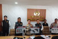 Dokumentasi : Pengungkapan kasus konferensi pers di kapolresta Karawang, Senin (28/09/2026).