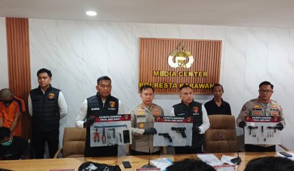 Dokumentasi : Pengungkapan kasus konferensi pers di kapolresta Karawang, Senin (28/09/2026).