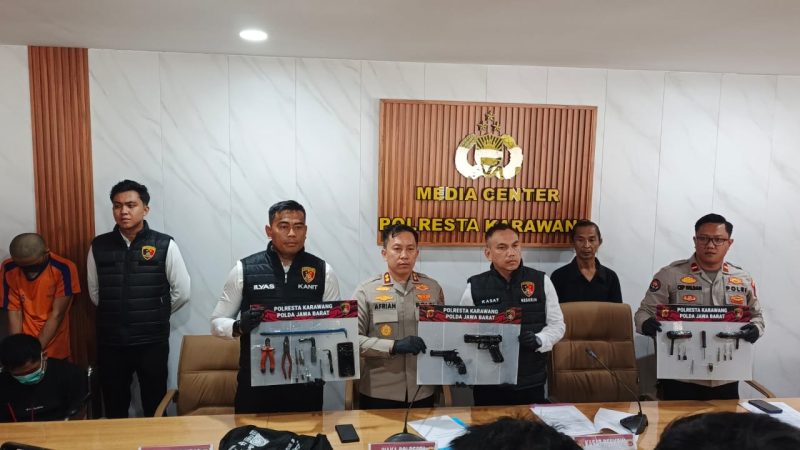 Dokumentasi : Pengungkapan kasus konferensi pers di kapolresta Karawang, Senin (28/09/2026).