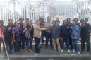 Dokumentasi pada saat Memperingati Hari Tani Nasional 2026, Paguyuban Pemuda Tani Karawang (PPTK) bersama Serikat Tani Karawang (SETAKAR) menggelar aksi unjuk rasa di depan Kantor Bupati Karawang, Kamis (24/09/2026).