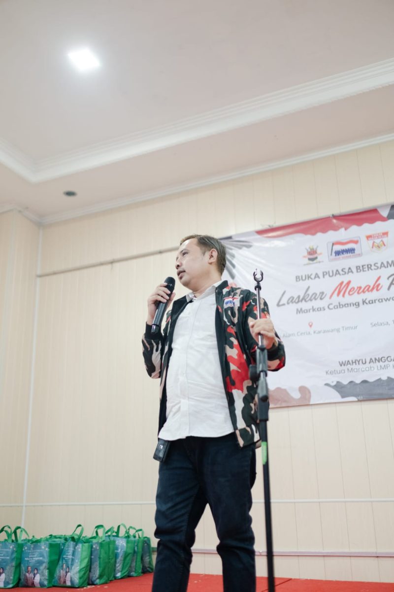 Guruh Yanuar, Sekretaris Markas Cabang Laskar Merah Putih Kabupaten Karawang.