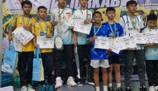 Kejurkab PBSI Karawang 2026 resmi berakhir dengan melahirkan 14 atlet terbaik yang berhasil meraih gelar juara di berbagai kategori pada Minggu (11/10/2026).