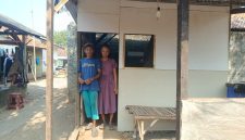 Dokumentasi : Kediaman Rumah Bapa Ata Dan Ibu Lia yang Baru di Susun Krajan Selatan RT 006/RW 003 Desa Karyasari, kecamatan Rengasdengklok, kabupaten Karawang Pada Selasa (13/10/2026).