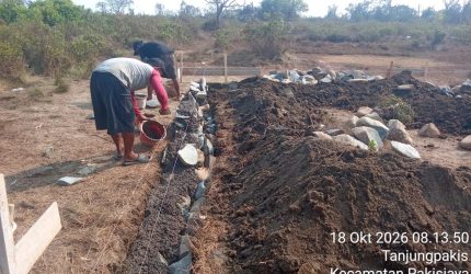 Pembangunan ruang kelas baru (RKB) POS PAUD BAHRUL ILMI Kecamatan Pakisjaya Kabupaten Karawang menjadi sorotan