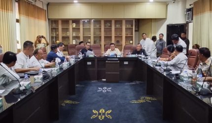 Perselisihan kerja sama pengelolaan limbah non-B3 di lingkungan perusahaan di Kabupaten Karawang memasuki babak baru.