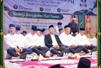 Foto dalam pelaksanaan Karawang Bersholawat yang digelar di halaman Masjid Agung Karawang
