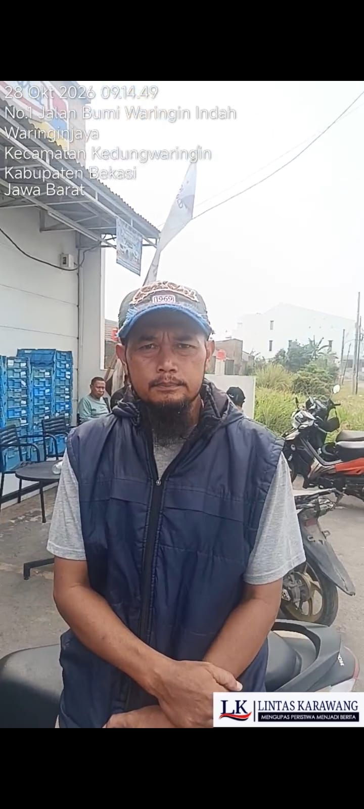 Ketua LSM GMBI Kedungwaringin Ade.