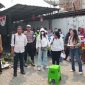 Puluhan nasabah mendatangi kantor LKM Karawang di Jalan Arief Rahman Hakim Nomor 68, Niaga, Kabupaten Karawang, untuk menyampaikan protes sekaligus menuntut kepastian pengembalian dana. Mereka mengaku kecewa karena simpanan yang dikumpulkan sedikit demi sedikit tidak dapat diambil ketika dibutuhkan. Jum'at, (23/10/2026).